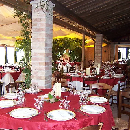 La Casella Κατάλυμα σε φάρμα San Terenziano