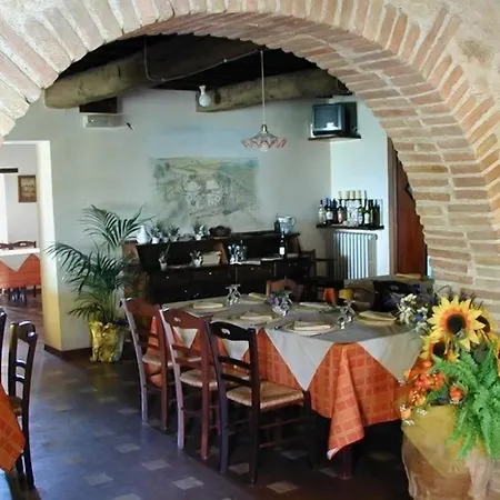 La Casella Κατάλυμα σε φάρμα San Terenziano