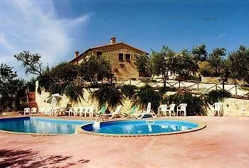 Κατάλυμα σε φάρμα La Casella
